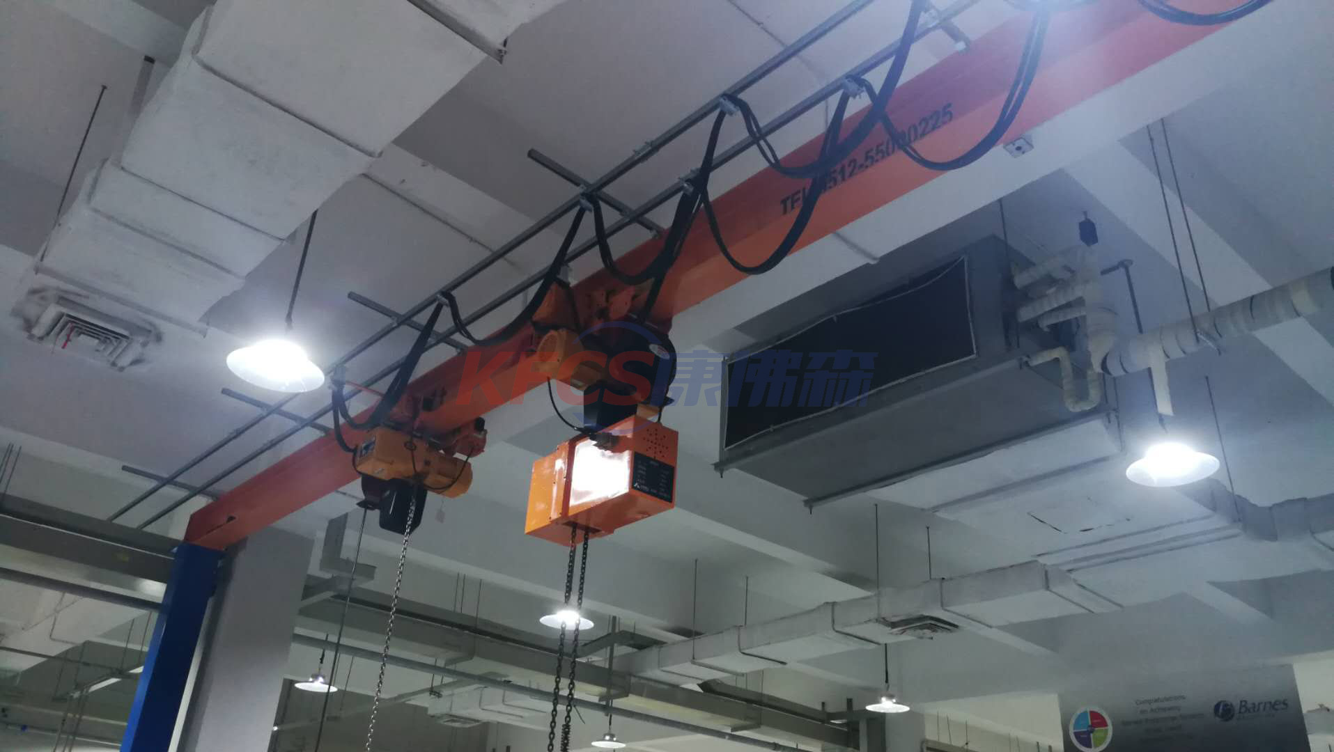Automatic turning machine for metallurgical industry
