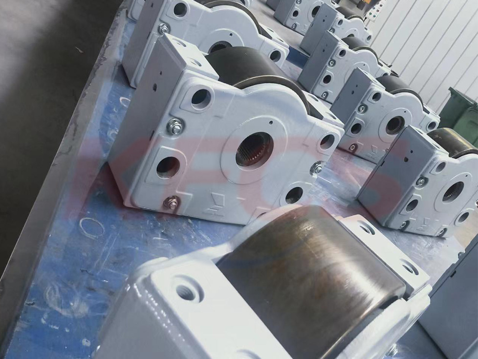 Crane traveling wheel blocks