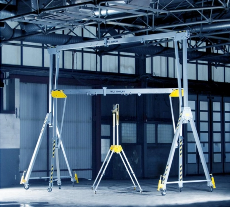 Light mobile gantry crane