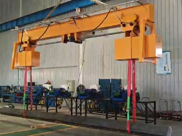 High Capacity Turning Device for Rotating Steel Structures