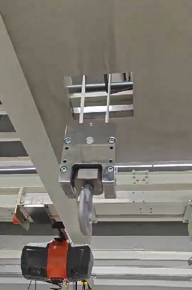 Fiber rope hoist crane